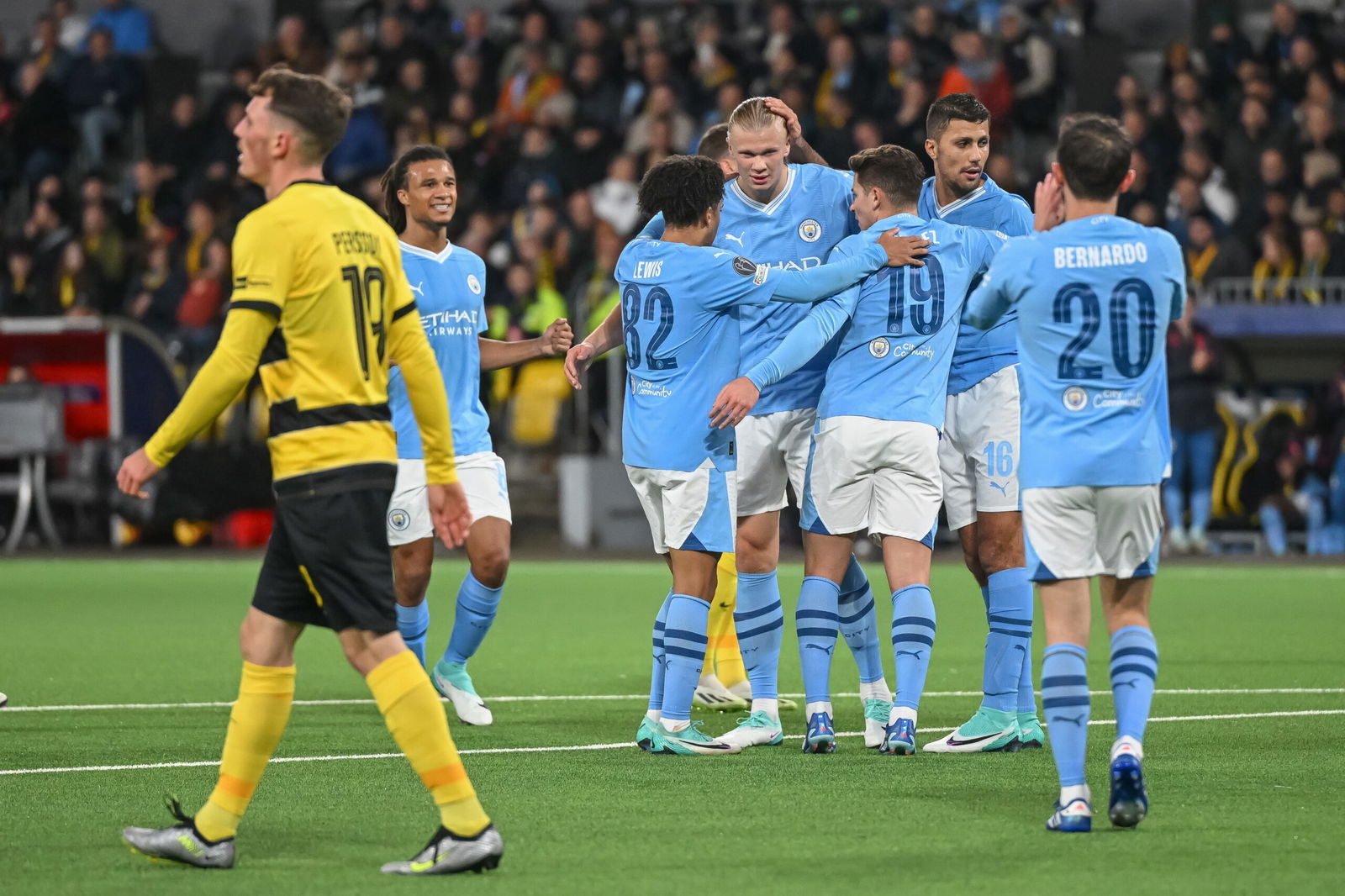 UEFA Champions League 2023-24: Crvena Zvezda 2-3 Manchester City - In Pics