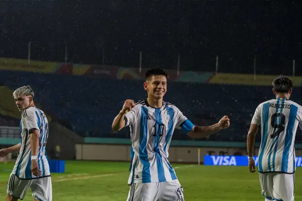 Manchester City close to signing ‘generational number 10’ in major January transfer coup Manchester City close to signing ‘generational number 10’ in major January transfer coup