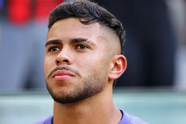 Manchester City identify Brazil under-23 international Mycael as Ederson replacement Manchester City identify Brazil under-23 international Mycael as Ederson replacement